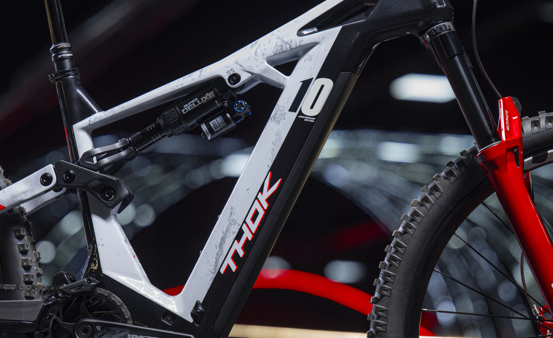 Dna THOK E-Bikes